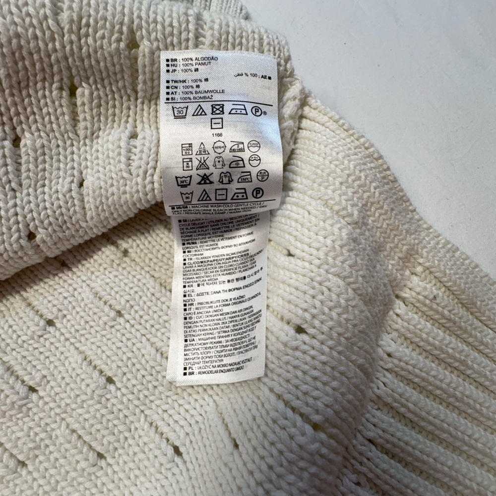 GAP Ivory Knit Textured Pointelle Crew Neck Sweater Women's Size XS Soft - Picture 7 of 7